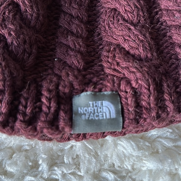 The North Face Beanie Hat - Picture 2 of 5